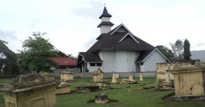 British Cemetery Kompleks Makam Inggris Di Bengkulu