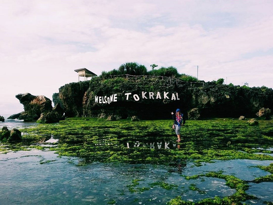 Pantai Krakal : Harga Tiket, Foto, Lokasi, Fasilitas dan Spot