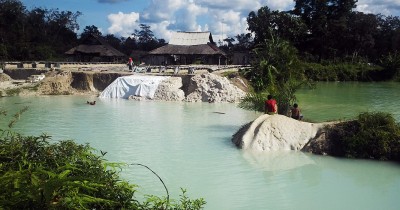 Danau Biru Muara Tembesi, Fenomena Sebuah Danau Cantik di Batanghari