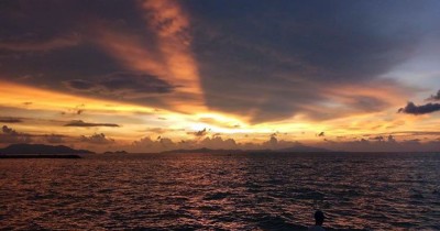 Pantai Alue Naga, Wisata Pantai yang Bisa Mengubah Suasana Hati