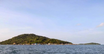 Menikmati Indahnya Pulau Kampung Nelayan di Pulau Batu Belah