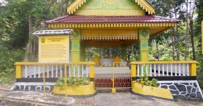 Makam Daeng Celak dan Daeng Marewa, Destinasi Religi di Tanjungpinang