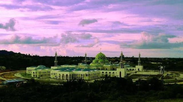 Masjid Agung Natuna : Harga Tiket, Foto, Lokasi, Fasilitas dan Spot