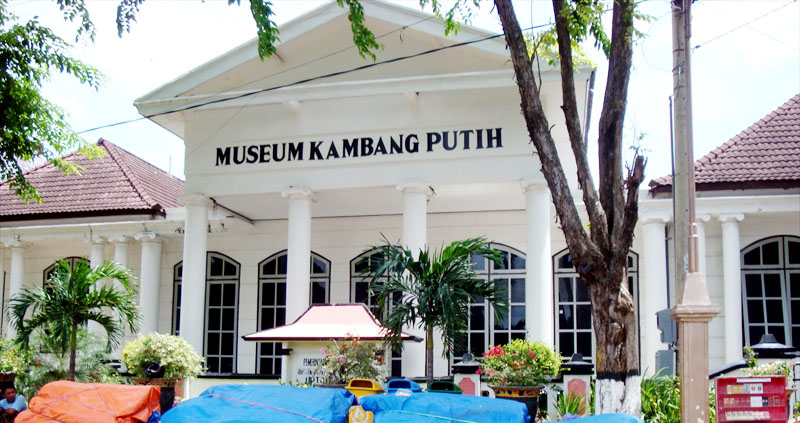 Museum Kambang Putih : Harga Tiket, Foto, Lokasi, Fasilitas dan Spot