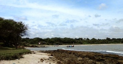 Pantai Sowan, Sebuah Pantai Yang Memiliki Keindahan Dan Wajib Kamu Kunjungi!