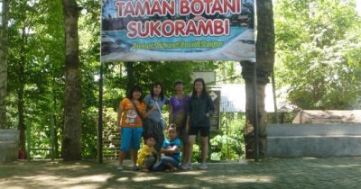 Taman Botani Sukorambi, Sebuah Taman Yang Sangat Cocok Untuk Berlibur Bersama Keluarga