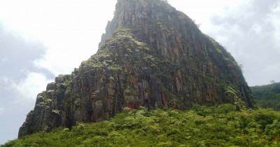 Tebing Sumbing Gunung Kelud​, Gagahnya ​Spot​ Pendakian yang Terdapat di Gunung Kelud