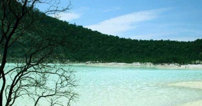 Wisata Kawah Putih Ciwidey, Keindahan Danau yang Bisa Berubah Warna