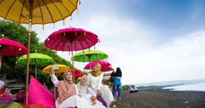 Pulau Santen, Wisata Pantai Syariah Pertama di Indonesia