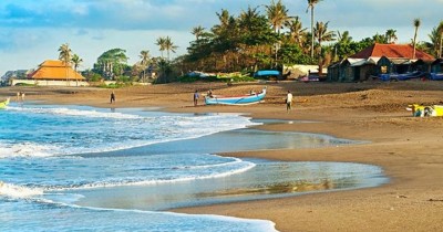 Pantai Canggu : Fasilitas, Rute, Jam Buka, Harga Tiket dan Daya Tarik