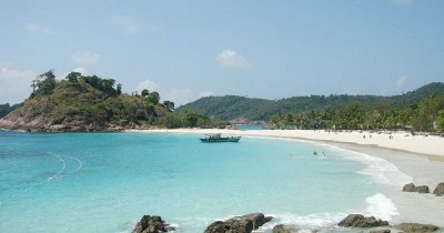 Pantai Pasir Panjang : Fasilitas, Rute, Jam Buka, Harga Tiket dan Daya Tarik