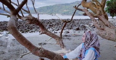 Pantai Mutiara Indah : Tiket Harga Masuk, Foto dan Lokasi