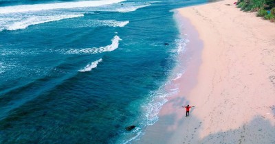 Pantai Sanglen : Tiket Harga Masuk, Foto dan Lokasi