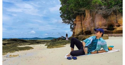 Pantai Reviola : Tiket Harga Masuk, Foto dan Lokasi